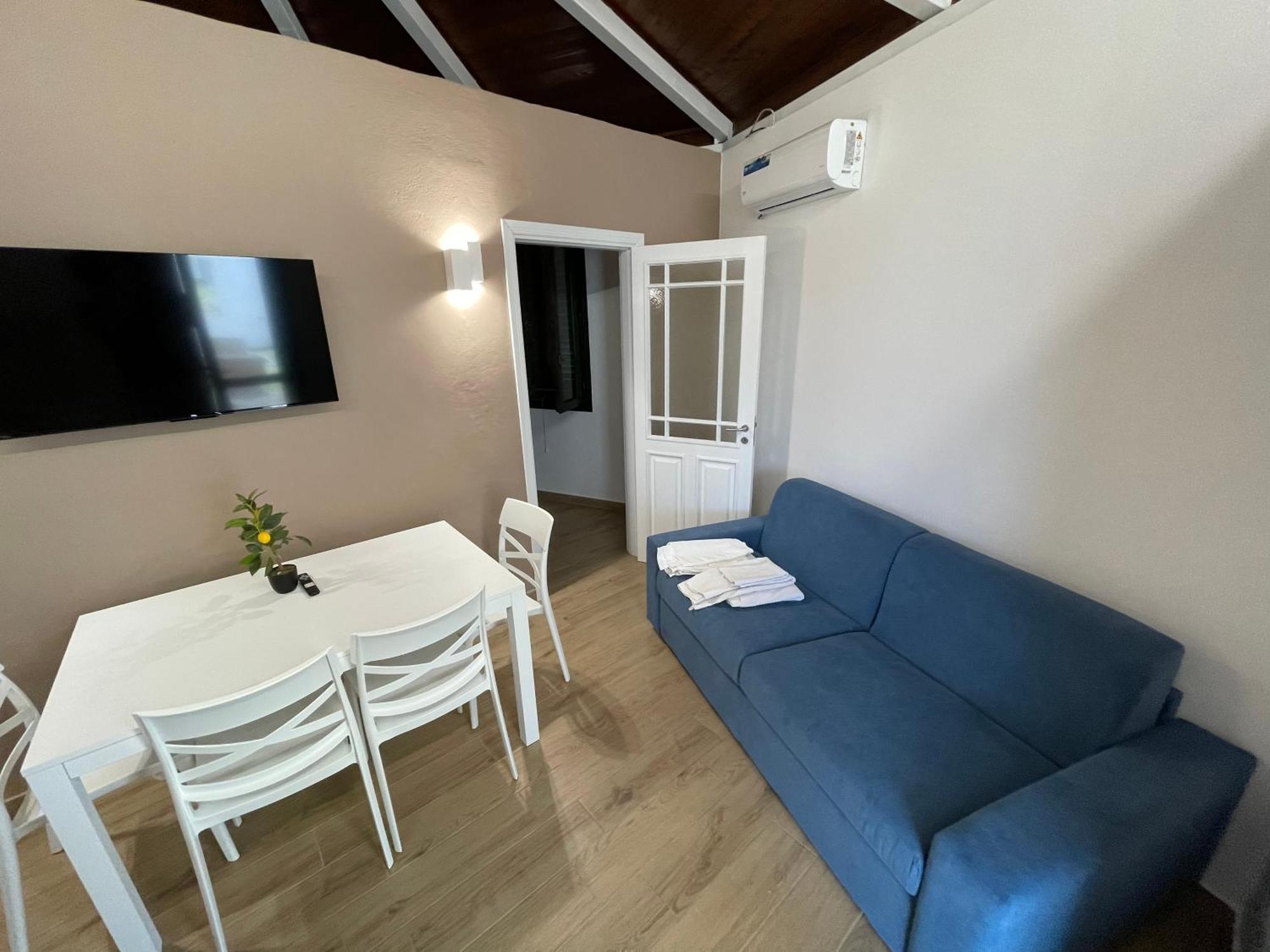 Soleada Club Lejlighedshotel Campofelice Di Roccella Eksteriør billede